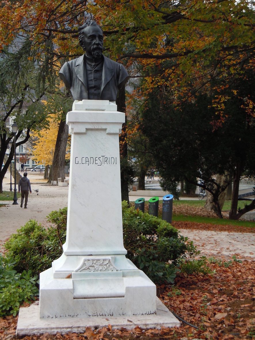 Giovanni Canestrini's bust 1.JPG